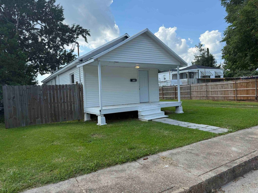 116 Leona Street, Houma, LA 70363