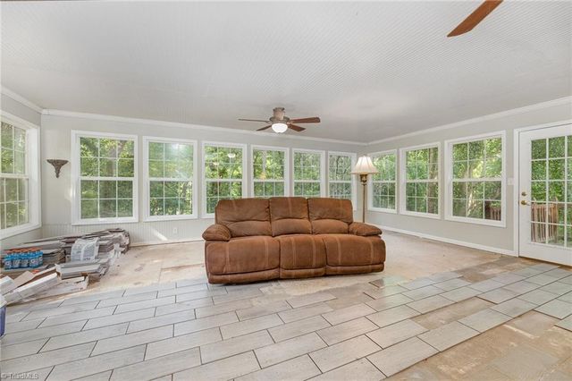 347 Old Hollow Road, Winston-salem, NC 27105