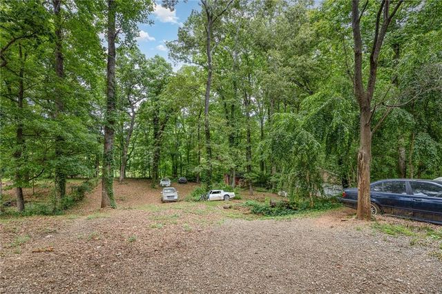 347 Old Hollow Road, Winston-salem, NC 27105