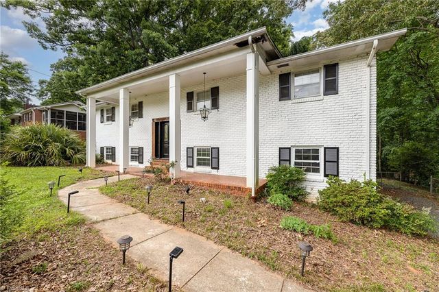 347 Old Hollow Road, Winston-salem, NC 27105