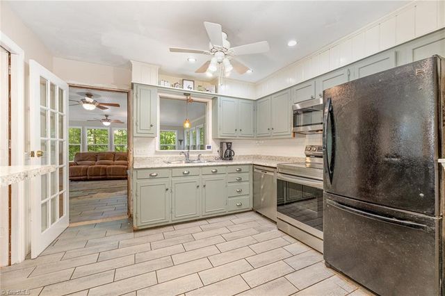 347 Old Hollow Road, Winston-salem, NC 27105