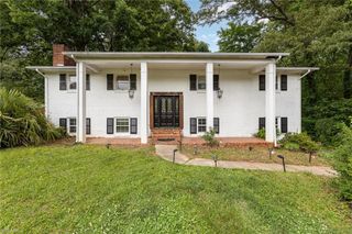 347 Old Hollow Road, Winston-salem, NC 27105