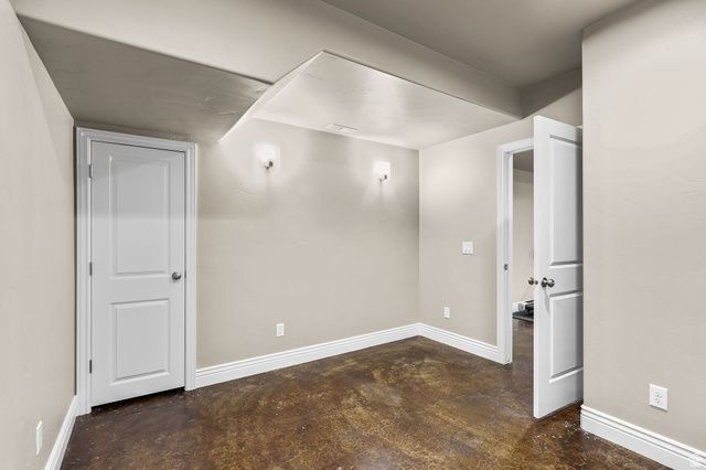 298 S 1150 W, Farmington, UT 84025