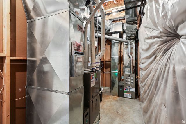 298 S 1150 W, Farmington, UT 84025