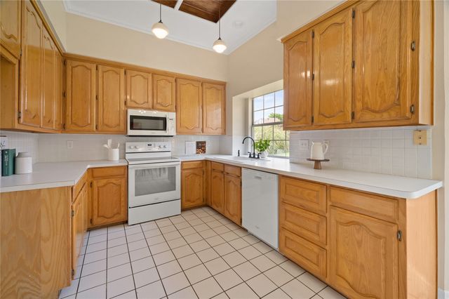 2620 Tallow Drive, Euless, TX 76039