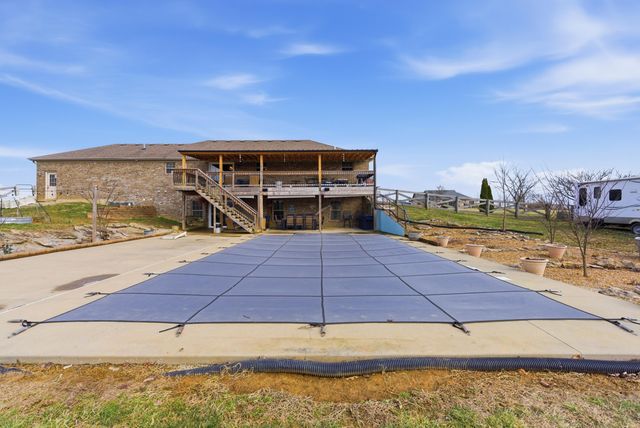 398 Bedford Way, Cynthiana, KY 41031