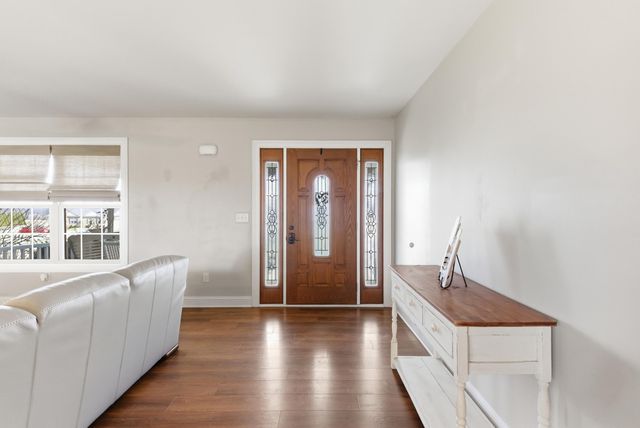 398 Bedford Way, Cynthiana, KY 41031