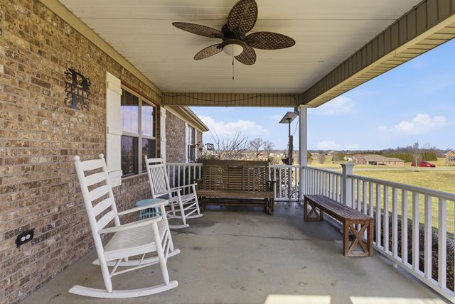 398 Bedford Way, Cynthiana, KY 41031