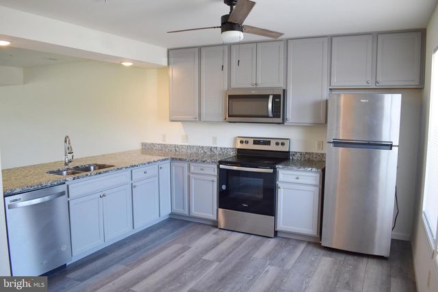 161 DELANO DR, Chambersburg, PA 17201