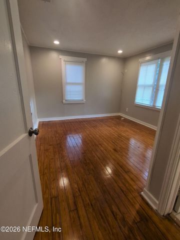 1037 DETROIT Street, Jacksonville, FL 32254