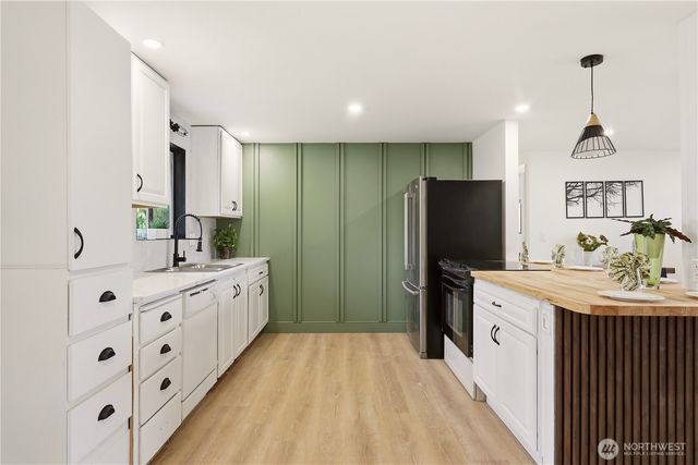 2301 Jade Avenue, Everett, WA 98201
