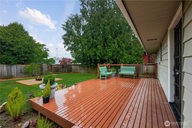 2301 Jade Avenue, Everett, WA 98201
