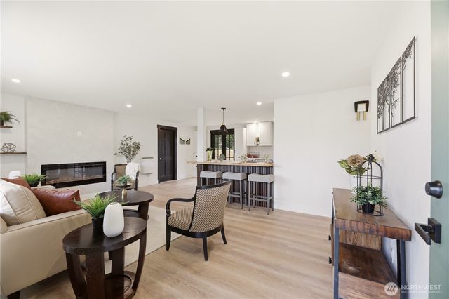 2301 Jade Avenue, Everett, WA 98201