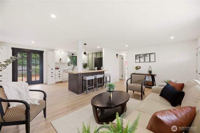 2301 Jade Avenue, Everett, WA 98201