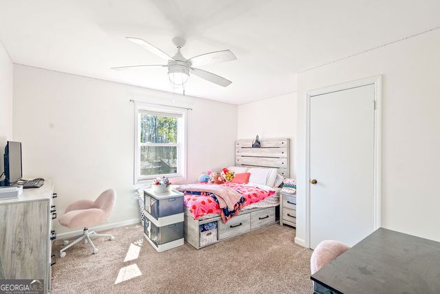 14 Laurel Drive, Newnan, GA 30265