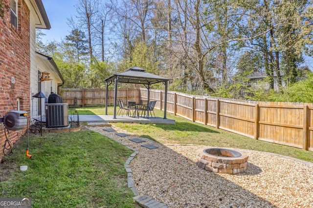 14 Laurel Drive, Newnan, GA 30265