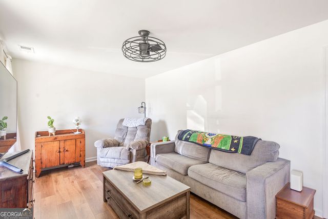 14 Laurel Drive, Newnan, GA 30265