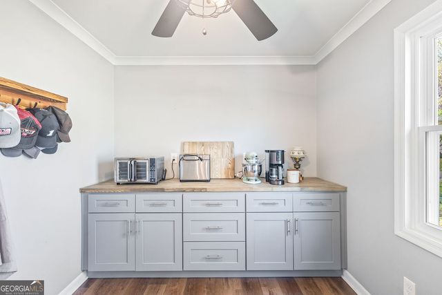 14 Laurel Drive, Newnan, GA 30265