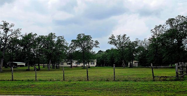 552 S Old Potato RD, Paige, TX 78659