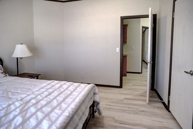 552 S Old Potato RD, Paige, TX 78659