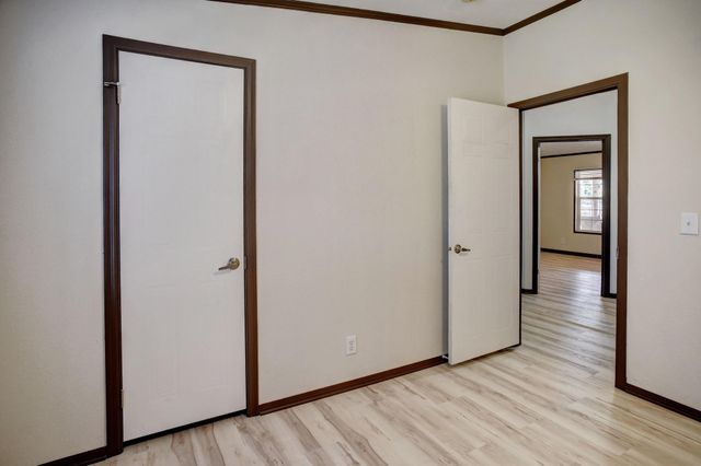 552 S Old Potato RD, Paige, TX 78659