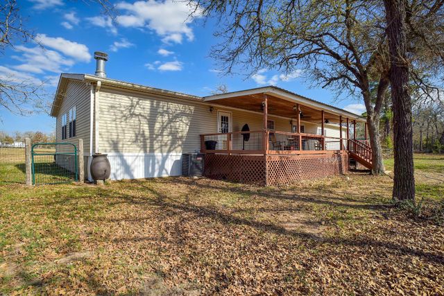 552 S Old Potato RD, Paige, TX 78659