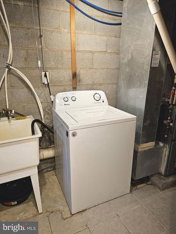 1915 MORSE ST, Philadelphia, PA 19121