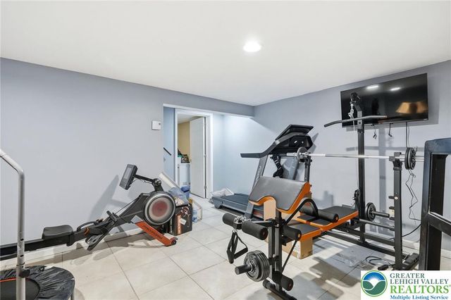 418 Carolina Avenue, Whitehall Twp, PA 18052