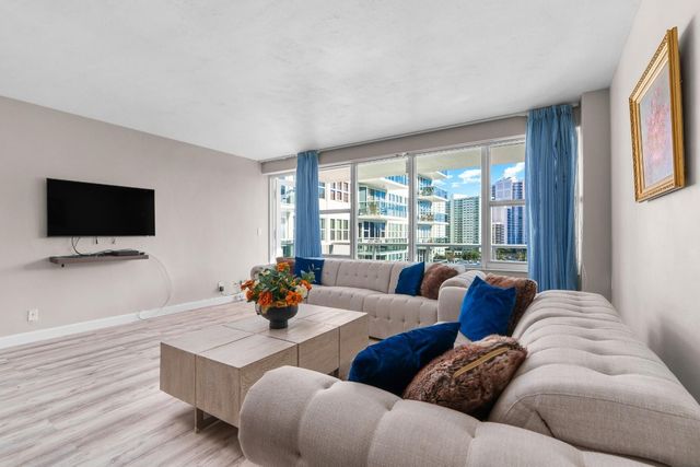 3300 NE 36th Street 920, Fort Lauderdale, FL 33308