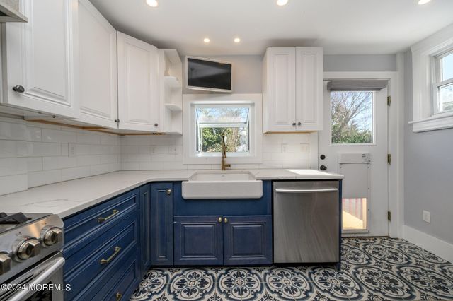 19 Mount Street, Red Bank, NJ 07701