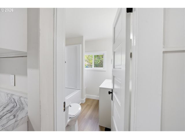 2532 Se 17TH Ave, Portland, OR 97202