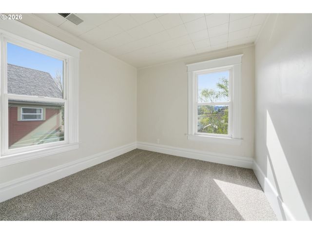 2532 Se 17TH Ave, Portland, OR 97202