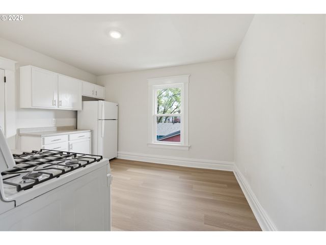 2532 Se 17TH Ave, Portland, OR 97202