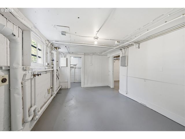 2532 Se 17TH Ave, Portland, OR 97202