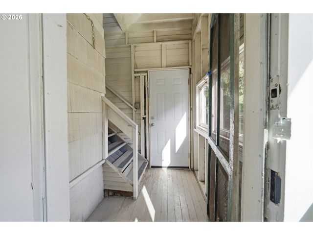 2532 Se 17TH Ave, Portland, OR 97202