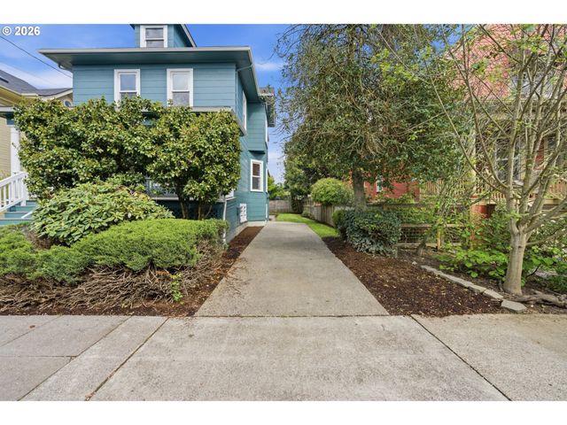 2532 Se 17TH Ave, Portland, OR 97202
