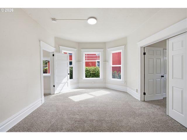 2532 Se 17TH Ave, Portland, OR 97202