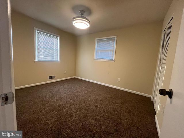 7708 EDMONSTON RD, College Park, MD 20740