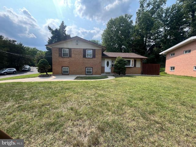 7708 EDMONSTON RD, College Park, MD 20740
