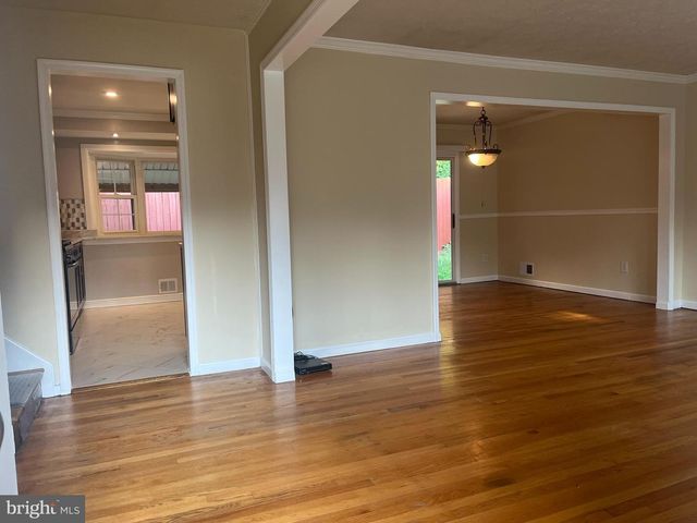 7708 EDMONSTON RD, College Park, MD 20740