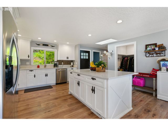 21303 Sw HELLS CANYON Rd, Sherwood, OR 97140