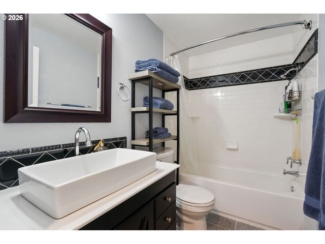 21303 Sw HELLS CANYON Rd, Sherwood, OR 97140