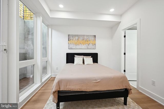 1372 BRYANT STREET # 201, Washington, DC 20018