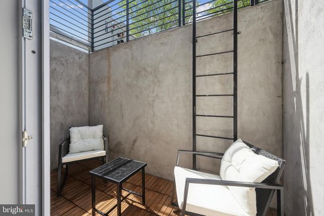 1372 BRYANT STREET # 201, Washington, DC 20018