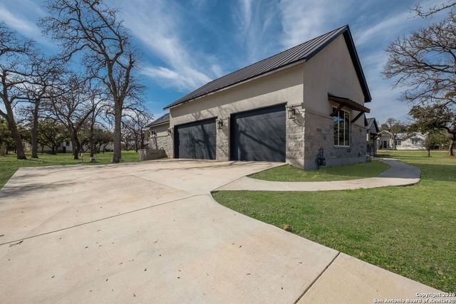 34813 Thanksgiving Trail, Bulverde, TX 78163