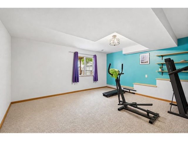 859 N 7th St, Johnstown, CO 80534