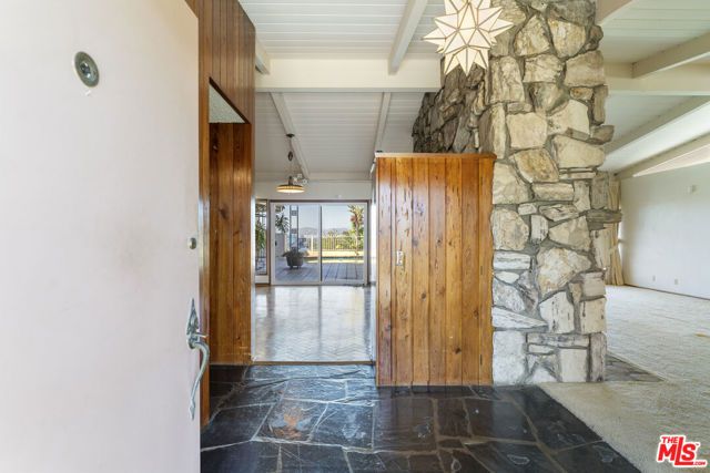 4555 Don Diego Drive, Los Angeles, CA 90008