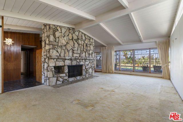 4555 Don Diego Drive, Los Angeles, CA 90008