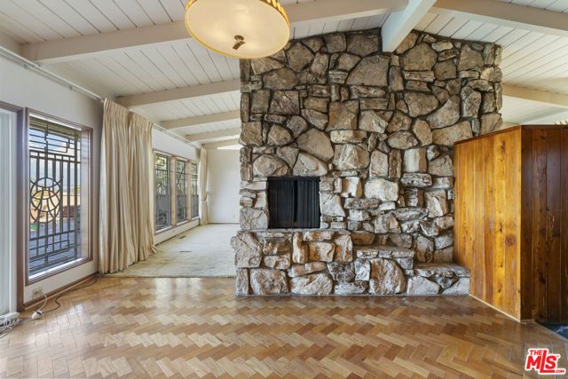 4555 Don Diego Drive, Los Angeles, CA 90008