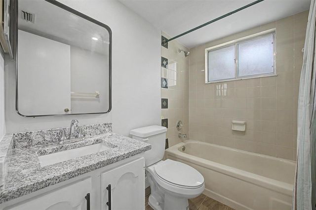 28353 TANGLEWOOD DRIVE, Wesley Chapel, FL 33543
